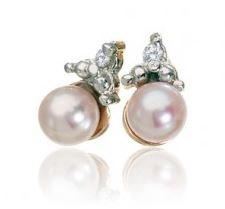 Pearl Studs