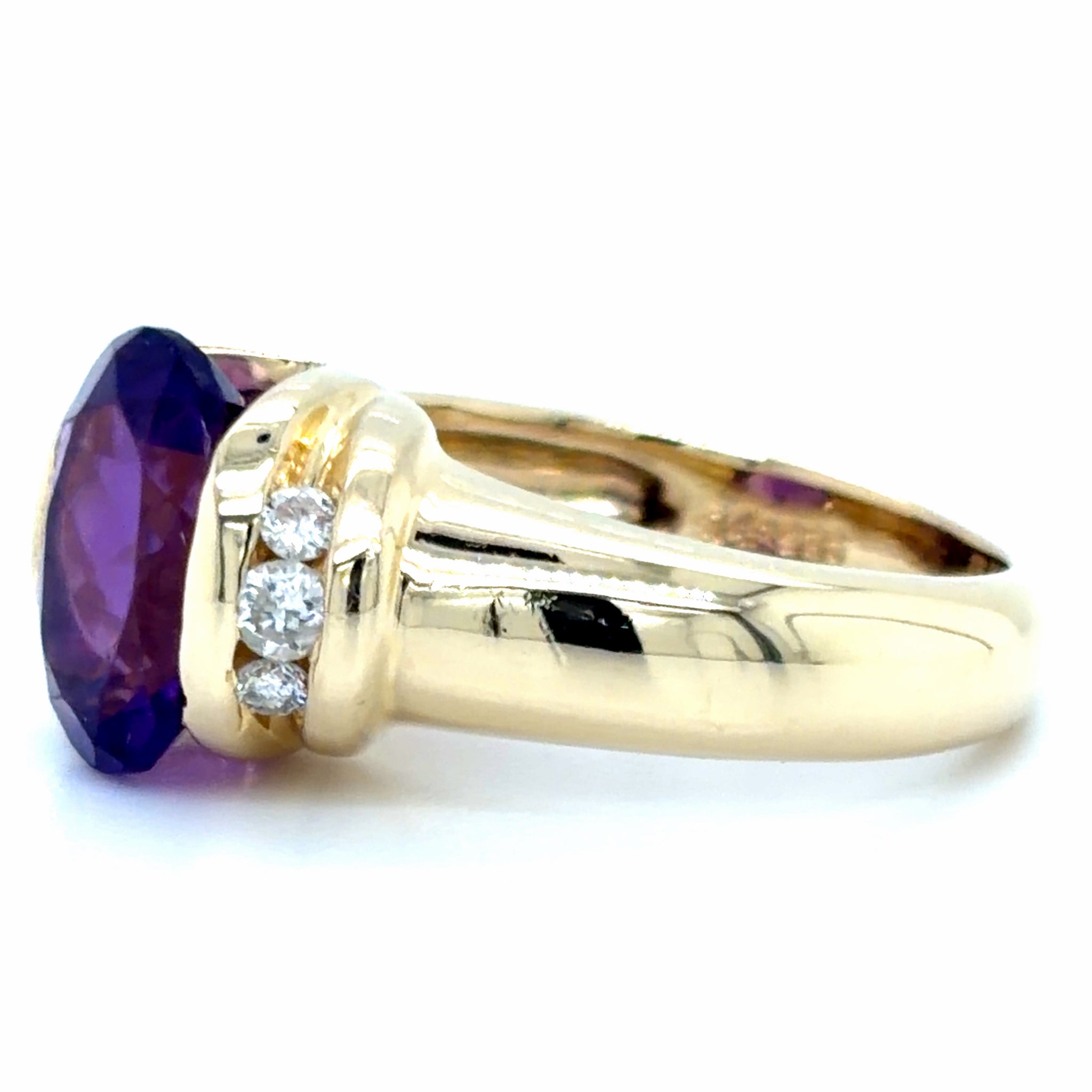 Estate Oval Amethyst & Diamond Fashion Ring