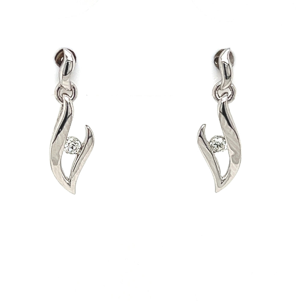 Sterling Silver 0.05cttw I1 Diamond Earrings