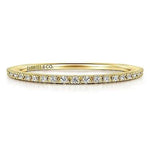 Prague - 14K Yellow Gold Prong Set Diamond Wedding Band 0.12cttw