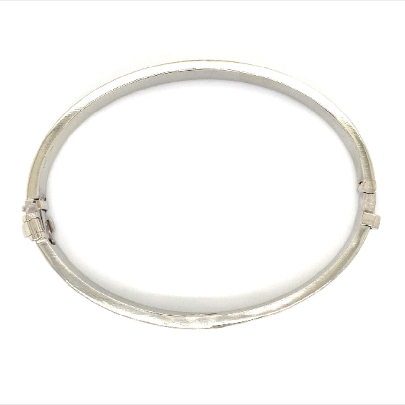 
            
                Load image into Gallery viewer, Estate White Gold Bangle
            
        