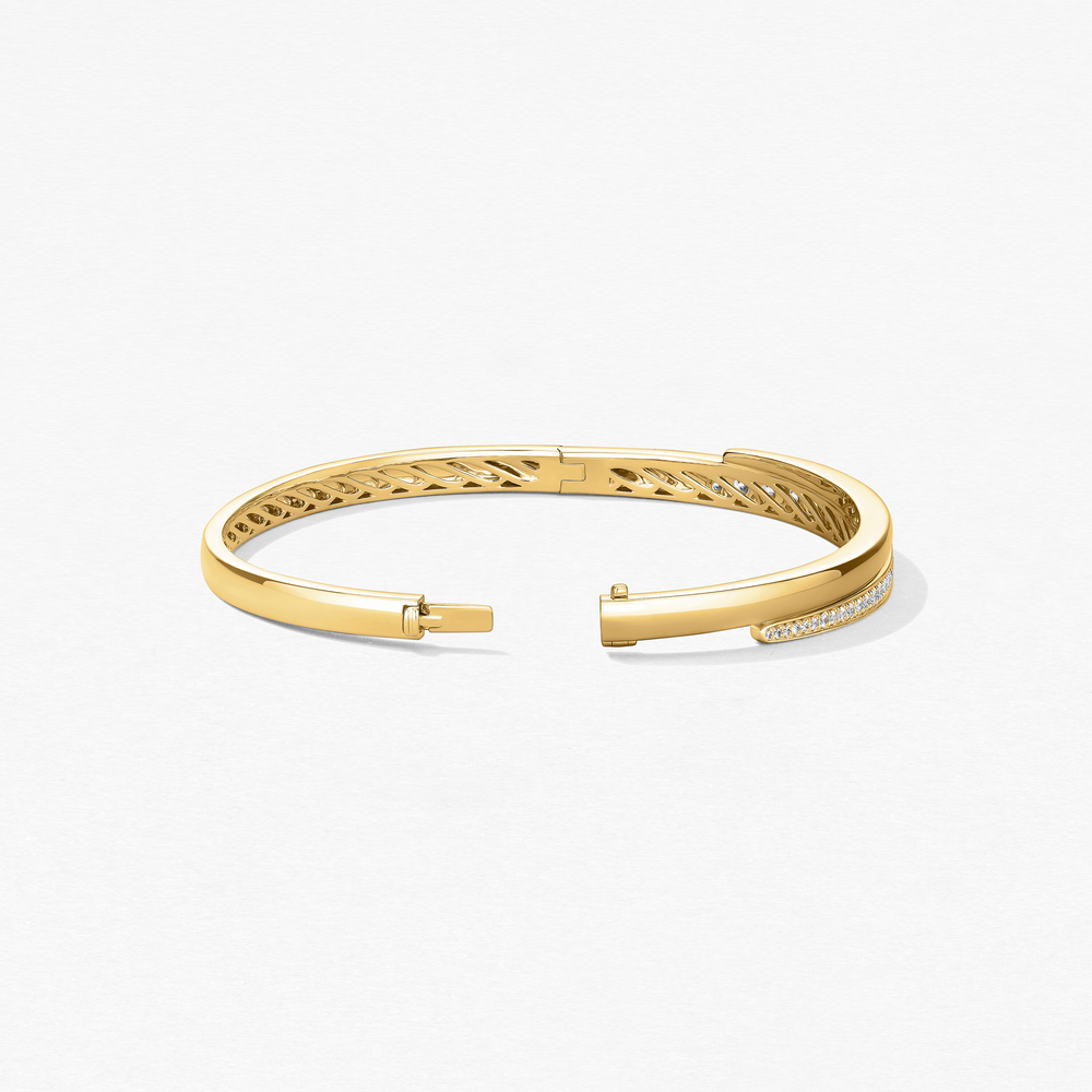 18K Yellow Gold Diamond Vela Crossover Bangle by Hearts on Fire